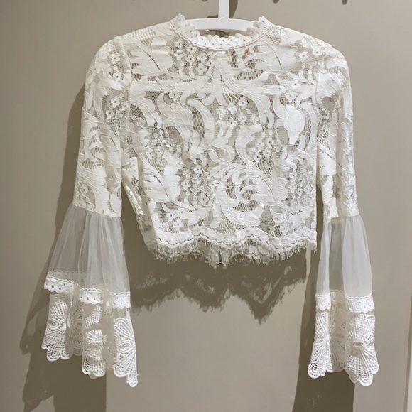 White lace top - Picture 1 of 1